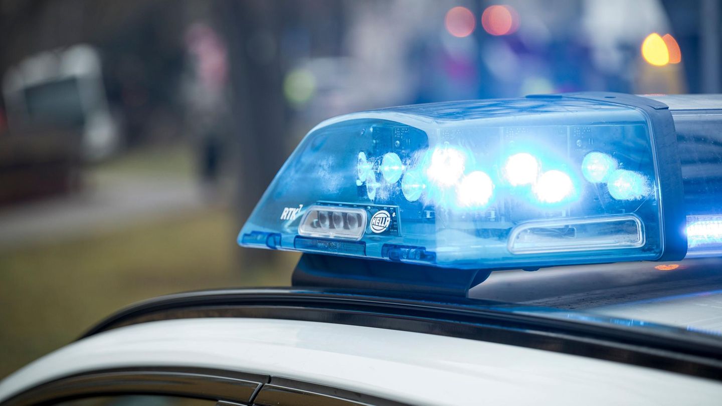 Die Polizei in Bayern fand vor einer Flüchtlingsunterkunft den Kopf eines Schweines (Symbolbild)