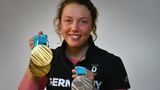 Laura Dahlmeier mit ihren olympischen Medaillen aus Pyeongchang: Sie holte Gold im Sprint, Gold in der Verfolgung, Bronze im Einzel
