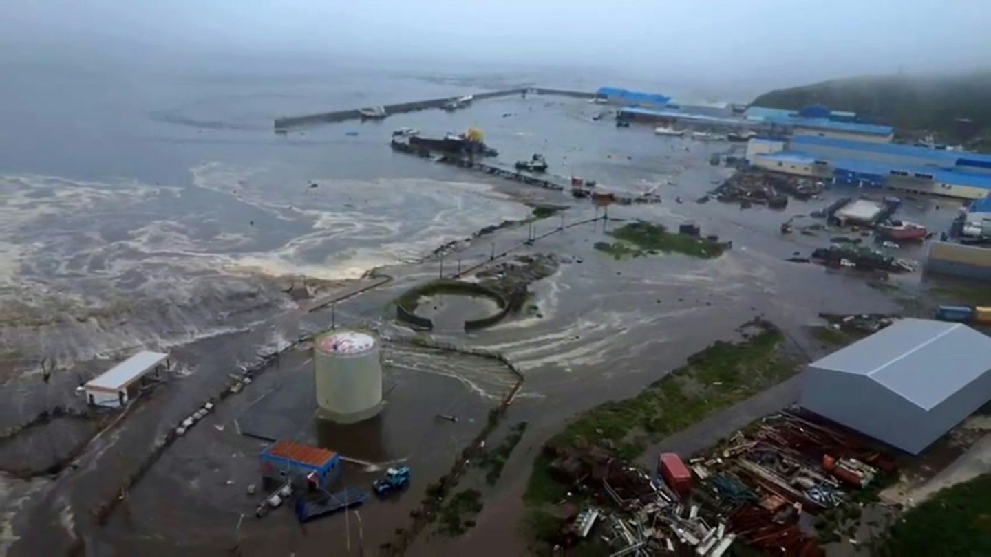 Tsunami-Schäden in Sewero-Kurilsk