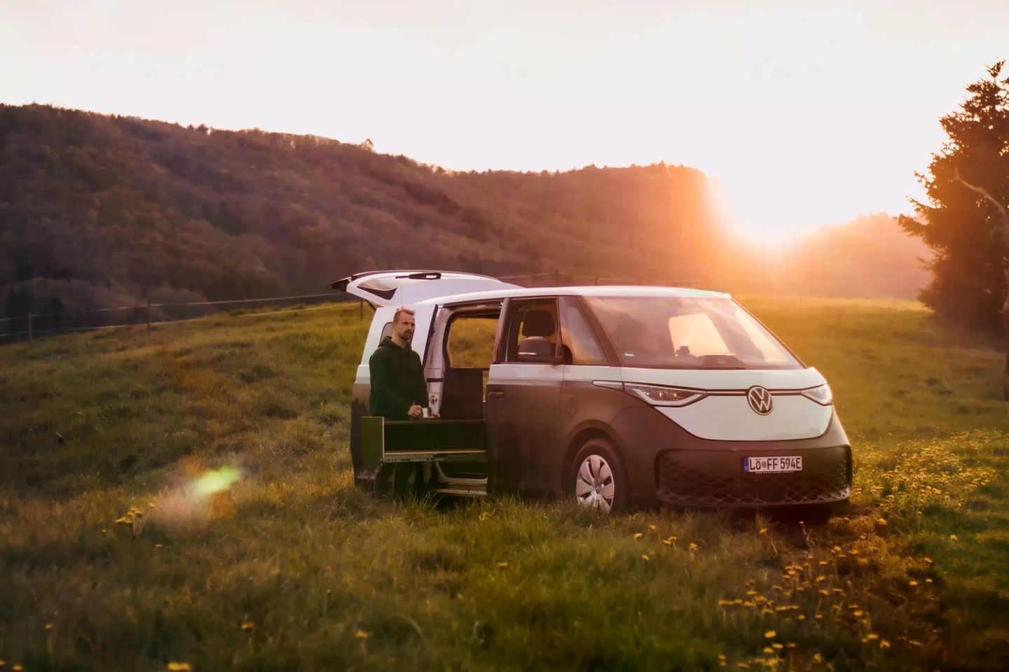 ID.Buzz Tiny Camper