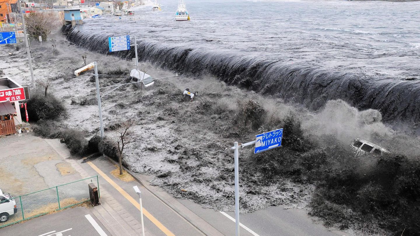 Tsunami: Gelgit dalgası Güneydoğu Asya'da tatile geldiğinde ne yapmalı?