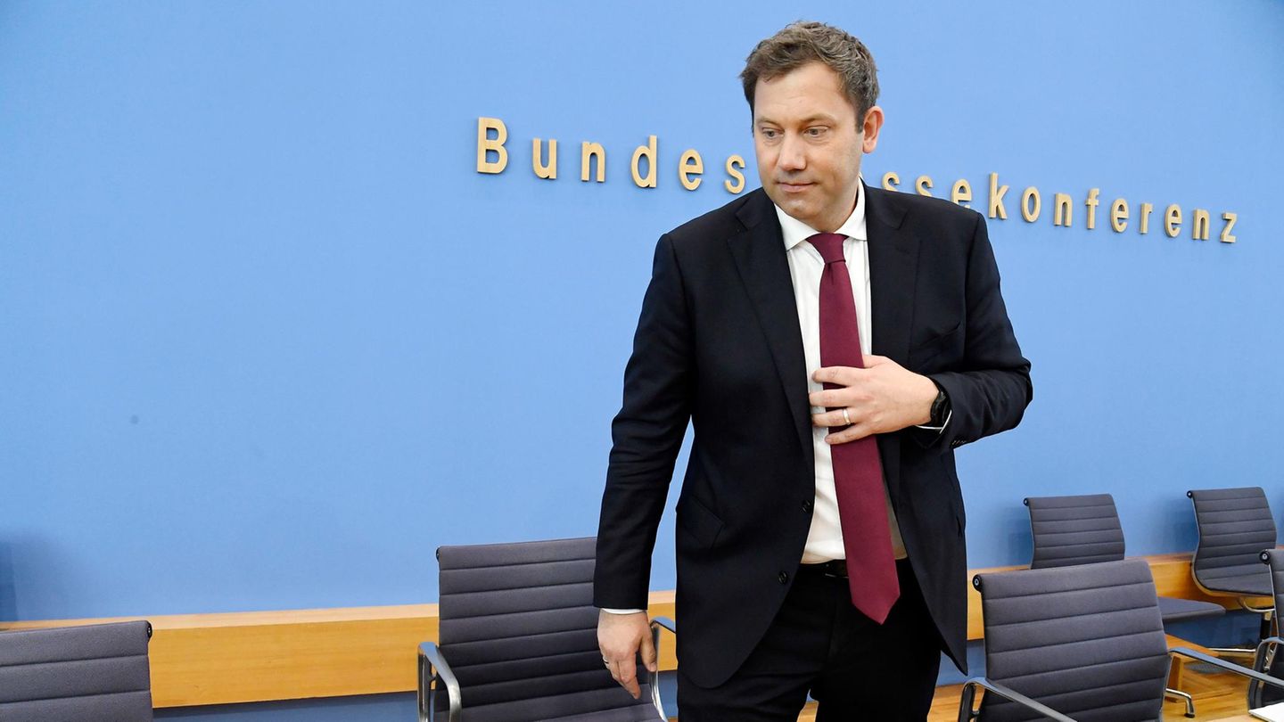 Meinung: Klingbeil steht vor seiner Feuerprobe als Finanzminister