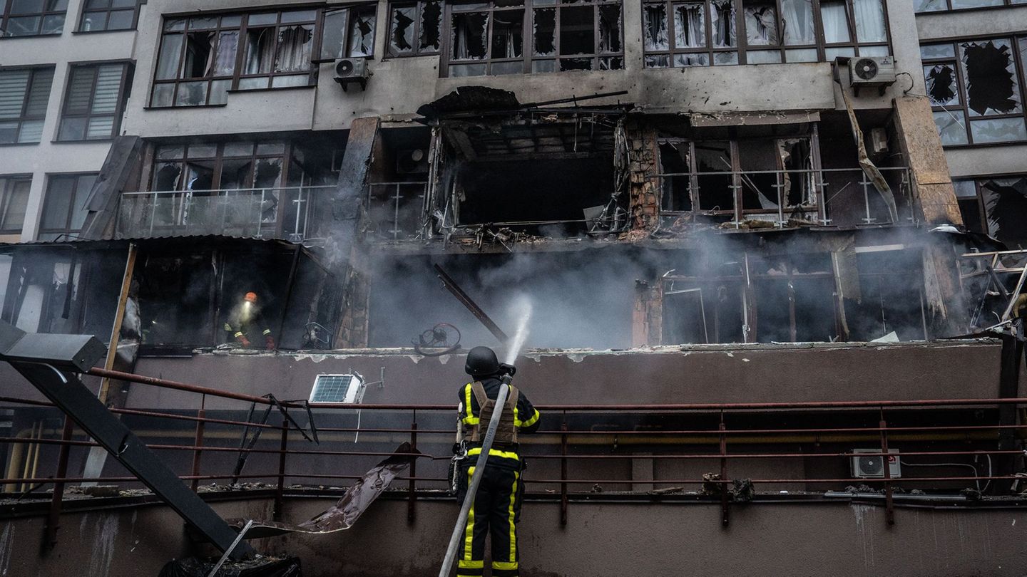 War in Ukraine: Dead and dozens of injuries during air raids on Kyiv