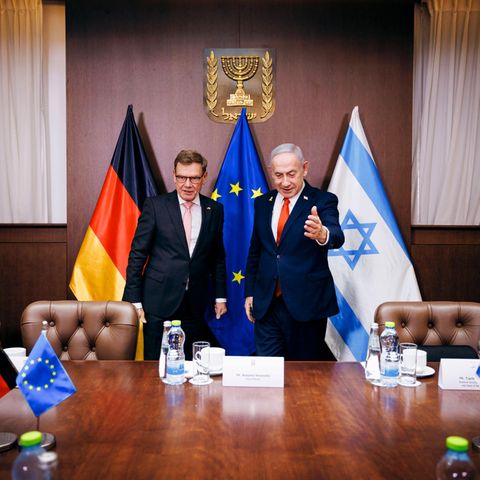 Johann WadePhul at his meeting with Israel's head of government Benjamin Netanyahu