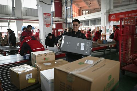 Versandzentrum von JD.com in Peking