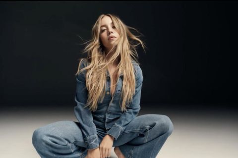 Sydney Sweeney auf ihrer neuen American Eagle Kampagne