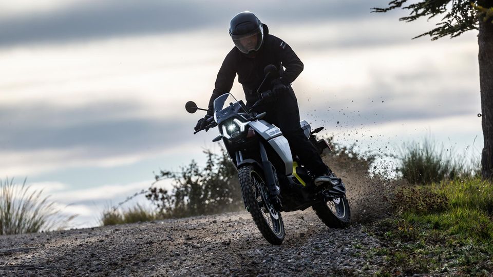 Motorcycle Can on the Origin