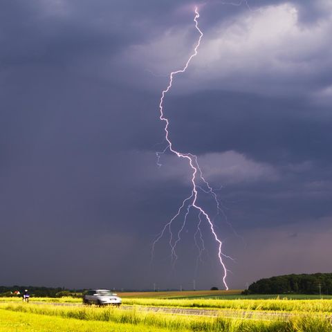 Auto im Gewitter Auto im Gewitter