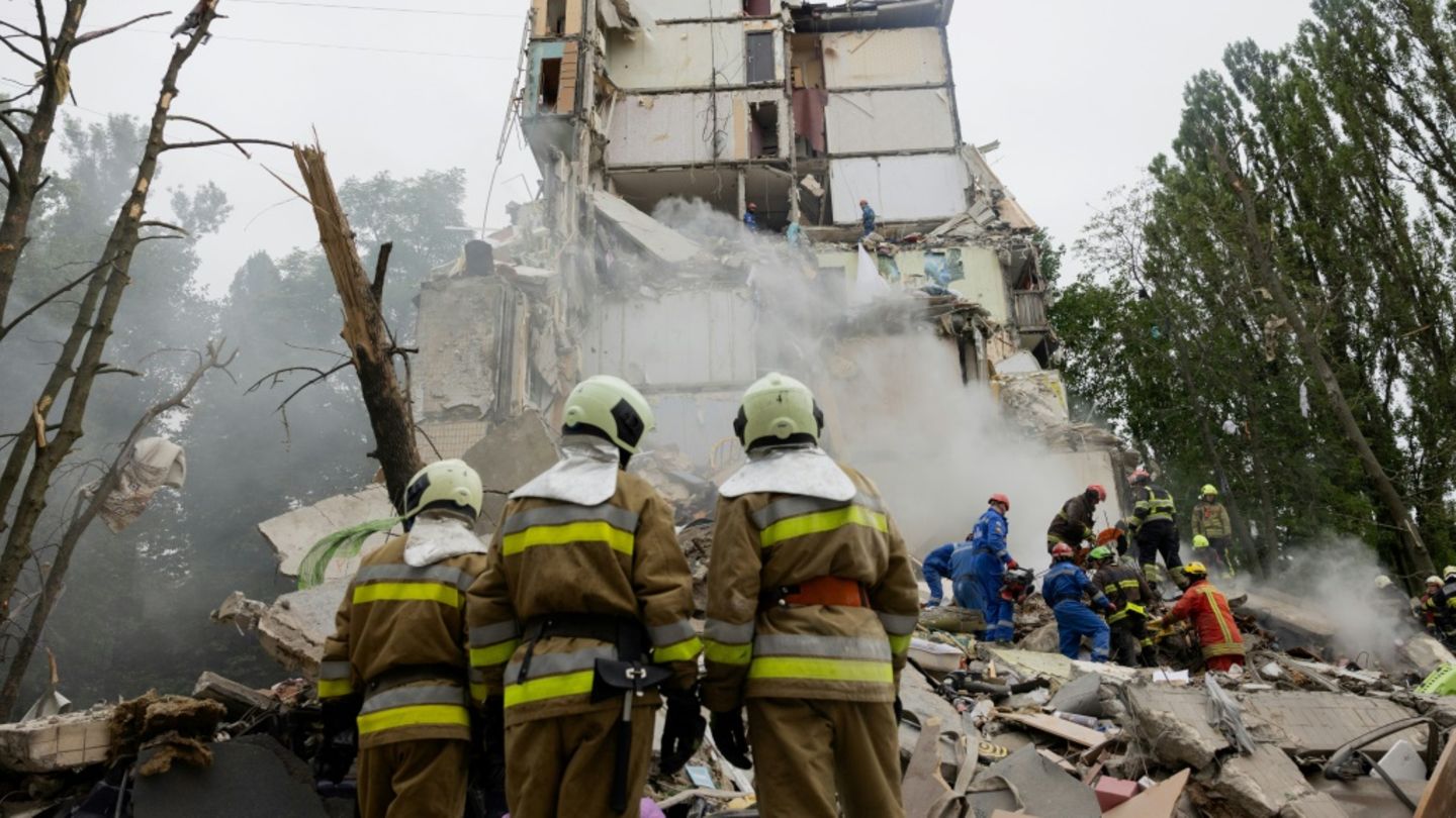 Ukrainische Regierung: Elf Tote bei russischen Angriffen auf Hauptstadt Kiew