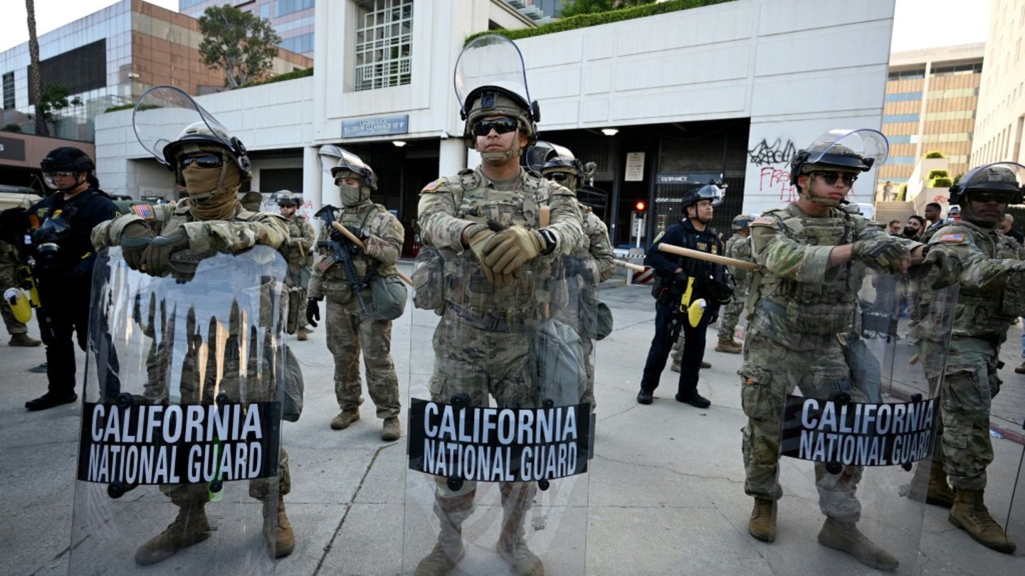 Angehörige der Nationalgarde in Los Angeles