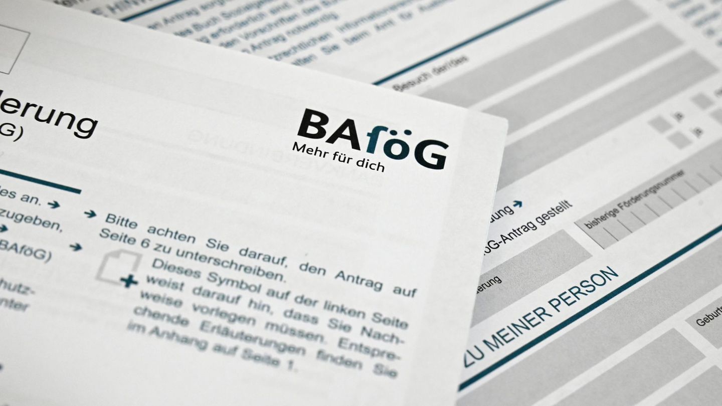Statistics: BAföG number drops to the lowest value since 2000