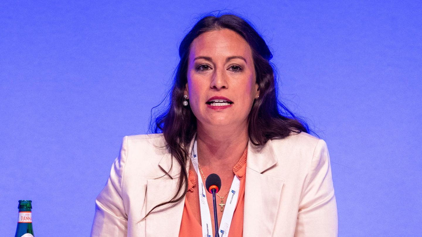 Die CDU-Bundestagsabgeordnete Caroline Bosbach bei einer Rede