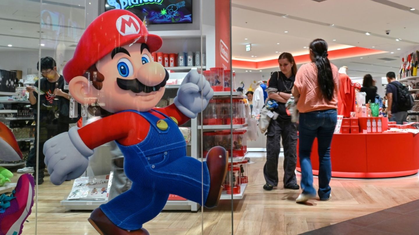 Super Mario
