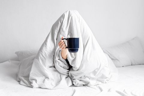 Montagmorgens lieber die Decke über den Kopf ziehen? Dann leiden Sie vielleicht an Montagsangst (Symbolbild)
