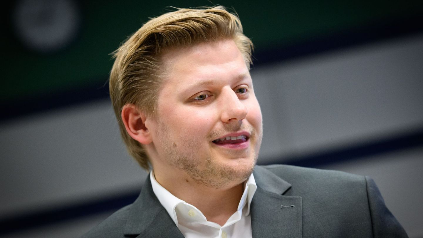 Process: Prosecutor does not accept acquittal for El Hotzo