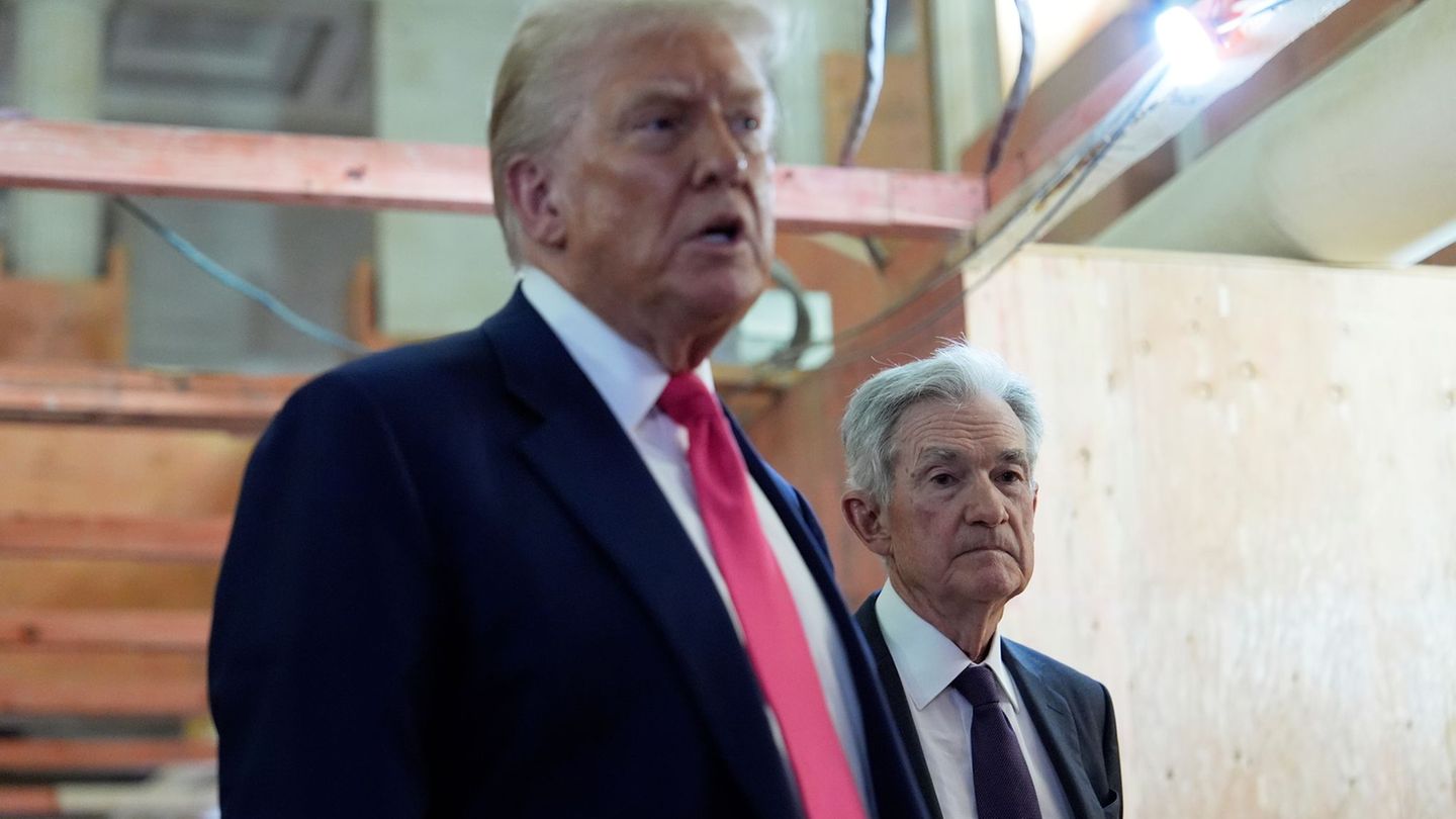 US Federal Reserve: Trump: Central bank council should withdraw Fed boss control