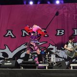 Jetzt aber: Bock auf Action? Dann ab zur Show von Hanabie