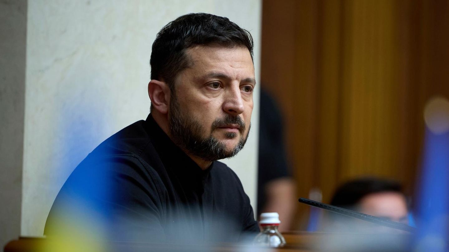 Ukraine: New bribe scandal uncovered when buying drones