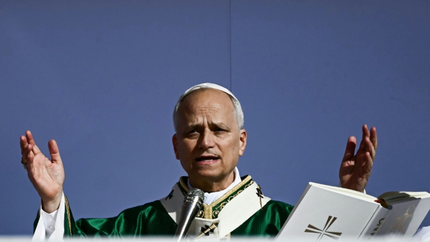 Papst Leo XIV. bei der Abschlussmesse des Weltjugendtreffens