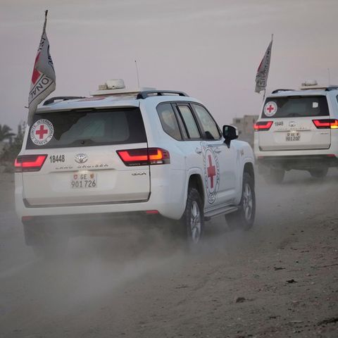 Vehicles of the Red Cross leave the Gaza Strip