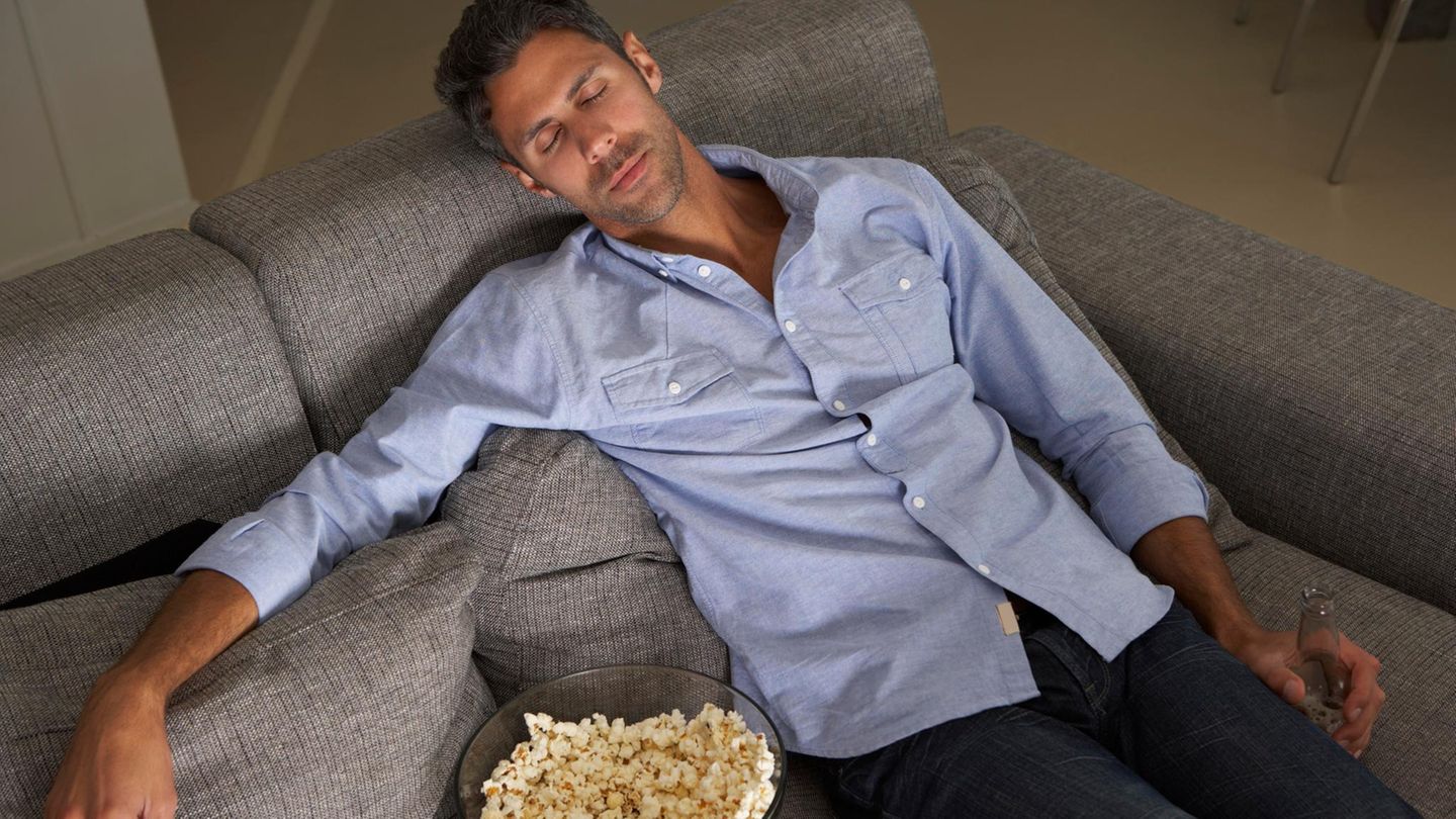 According to the health report: Germans have never been sitting longer every day