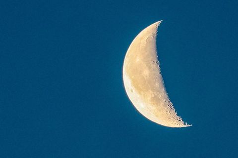Der Mond