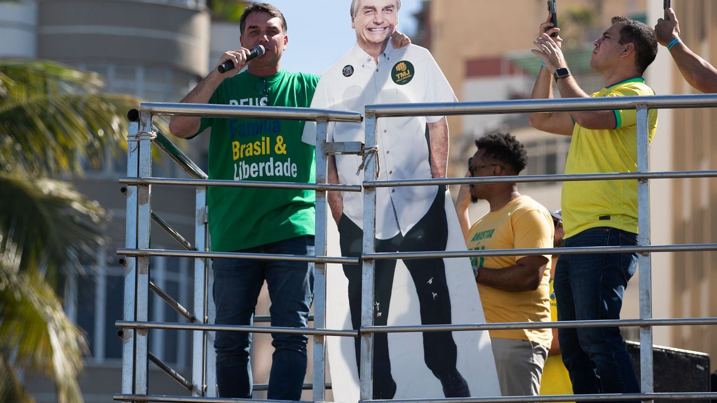 After a violation of a circulation: Brazil’s ex-President Bolsonaro has to in house arrest