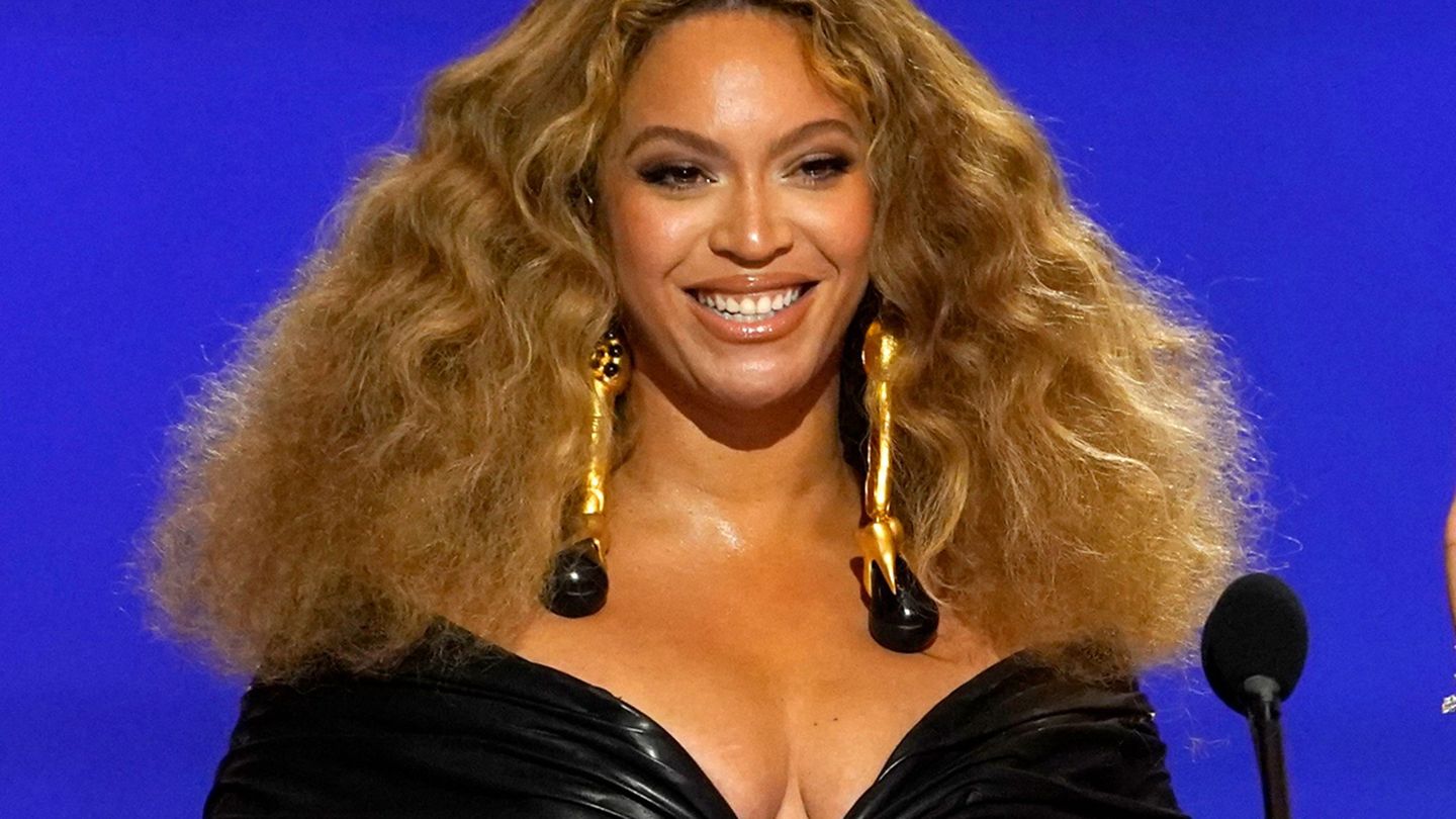 Music: Speculation about next album by Beyoncé