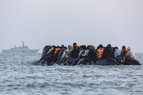 Migranten beim Versuch, den Ärmelkanal zu überqueren