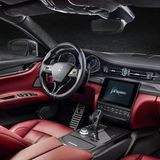 Maserati Quattroporte-1