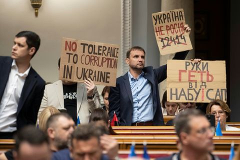 Protest von ukrainischen Abgeordneten