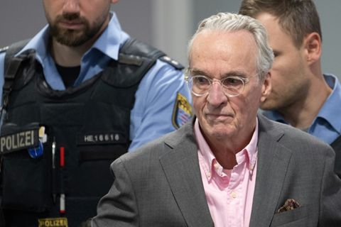 Prinz Reuß vor Gericht