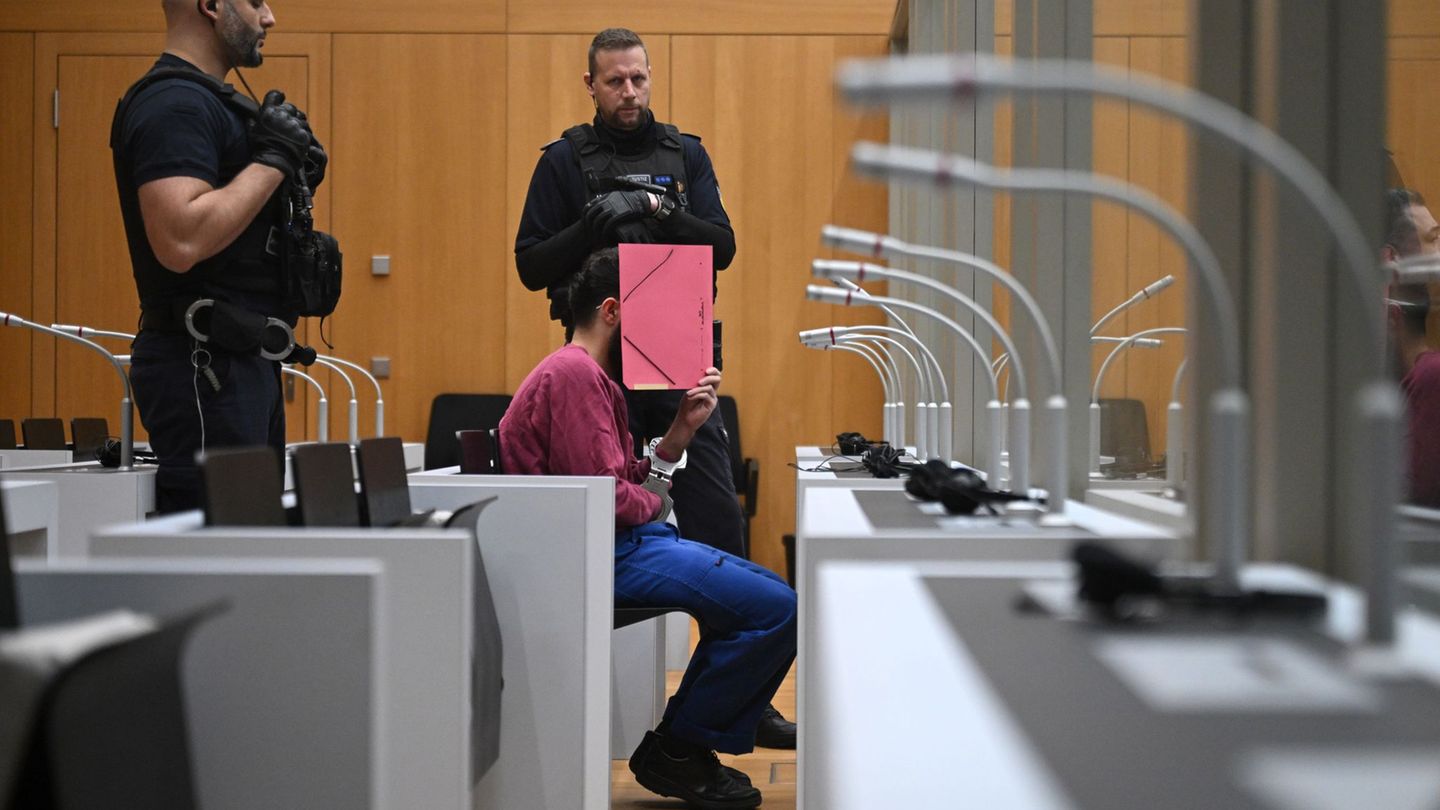 Death of policeman Rouven Laur: Prosure demands lifelong imprisonment for Mannheimer Messer perpetrators