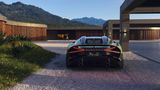 Bugatti Brouillard von hinten, im Hintergrund ist ein Pferd zu sehen