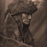 Ein Krieger mit Büffelfellmütze