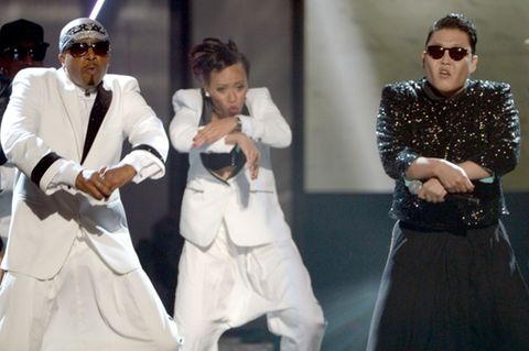MC Hammer (links)