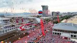 Zur feierlichen Eröffnung des Wonsan-Kalma Touristen-Ressorts gab es eine Parade