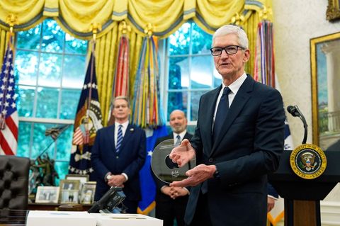 Tribute in Washington: Die absurdesten Geschenke, die Trump als Präsident erhalten hat