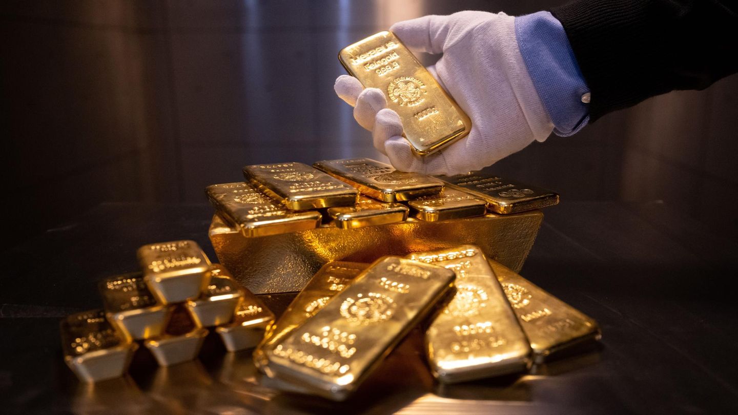 Gold price shoots up – because Trump is planning new tariffs