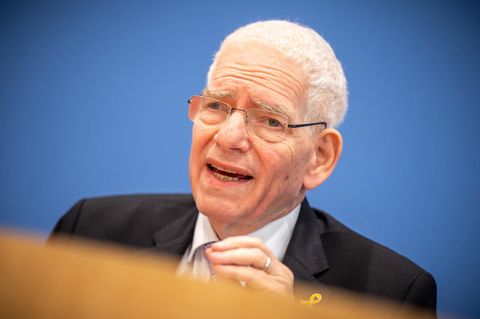 Josef Schuster, Präsident des Zentralrats der Juden in Deutschland, ist mit den Israel-Sanktionen nicht einverstanden