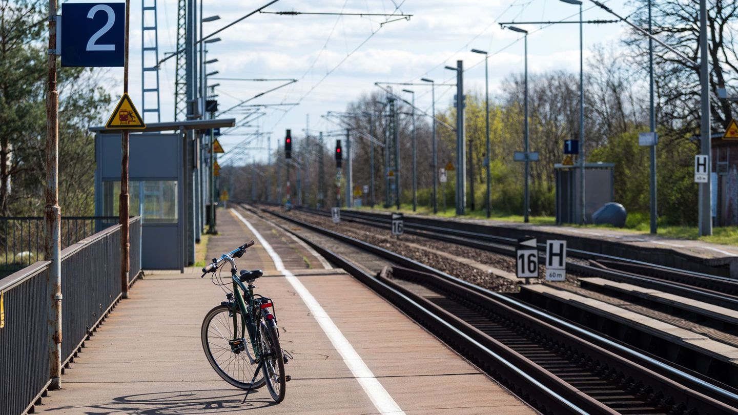 Bölgesel Trafik: Arızalı sinyal kutusu Südbrandenburg'daki demiryolu trafiğinden rahatsız oluyor