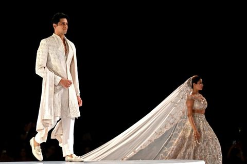 Bolly-Models