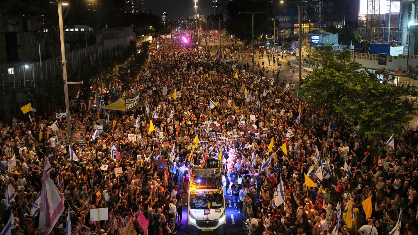 Location at an overview: Mass protests against the Gaza War – World Security Council meets