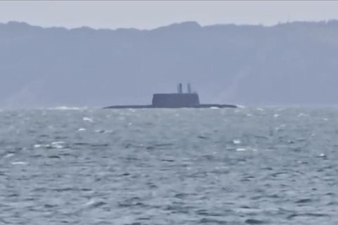 Unbekanntes U-Boot taucht plötzlich vor Rügen auf