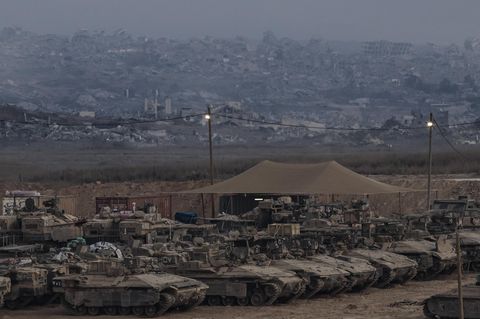 Israels Militär formiert sich an der Grenze zu Gaza