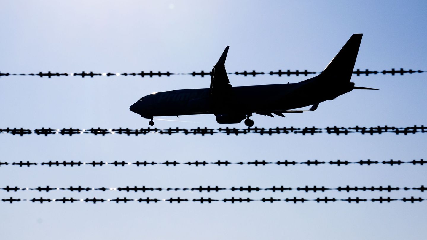 Deportation: More than one in ten is a minor offset