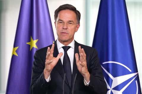 Nato-Chef Mark Rutte sagt, man müsse über die russische besetzten Gebiete in der Ukraine sprechen