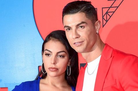 Cristiano Ronaldo und seine Partnerin Georgina Rodriguez auf einem Event in Sevilla.
