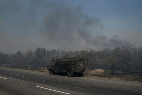 Ukrainisches Militärfahrzeug in der Region Donezk