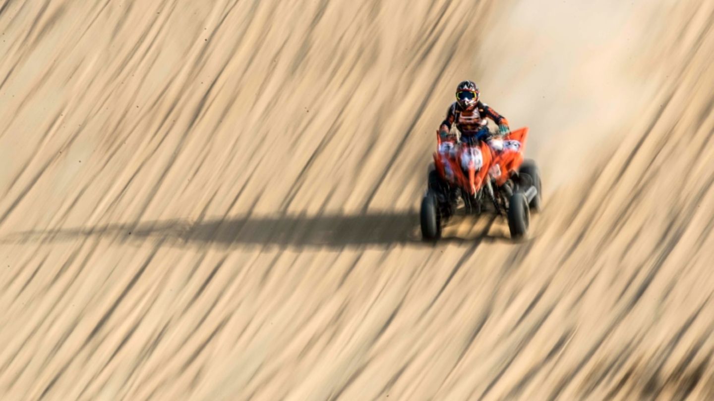 Rennfahrer auf Quad